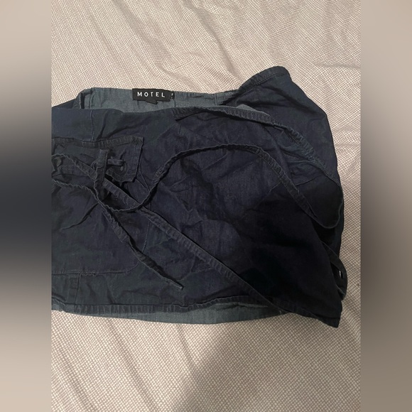 Motel rocks Denim Blue Chambray Valita Mini Skirt - Picture 2 of 2